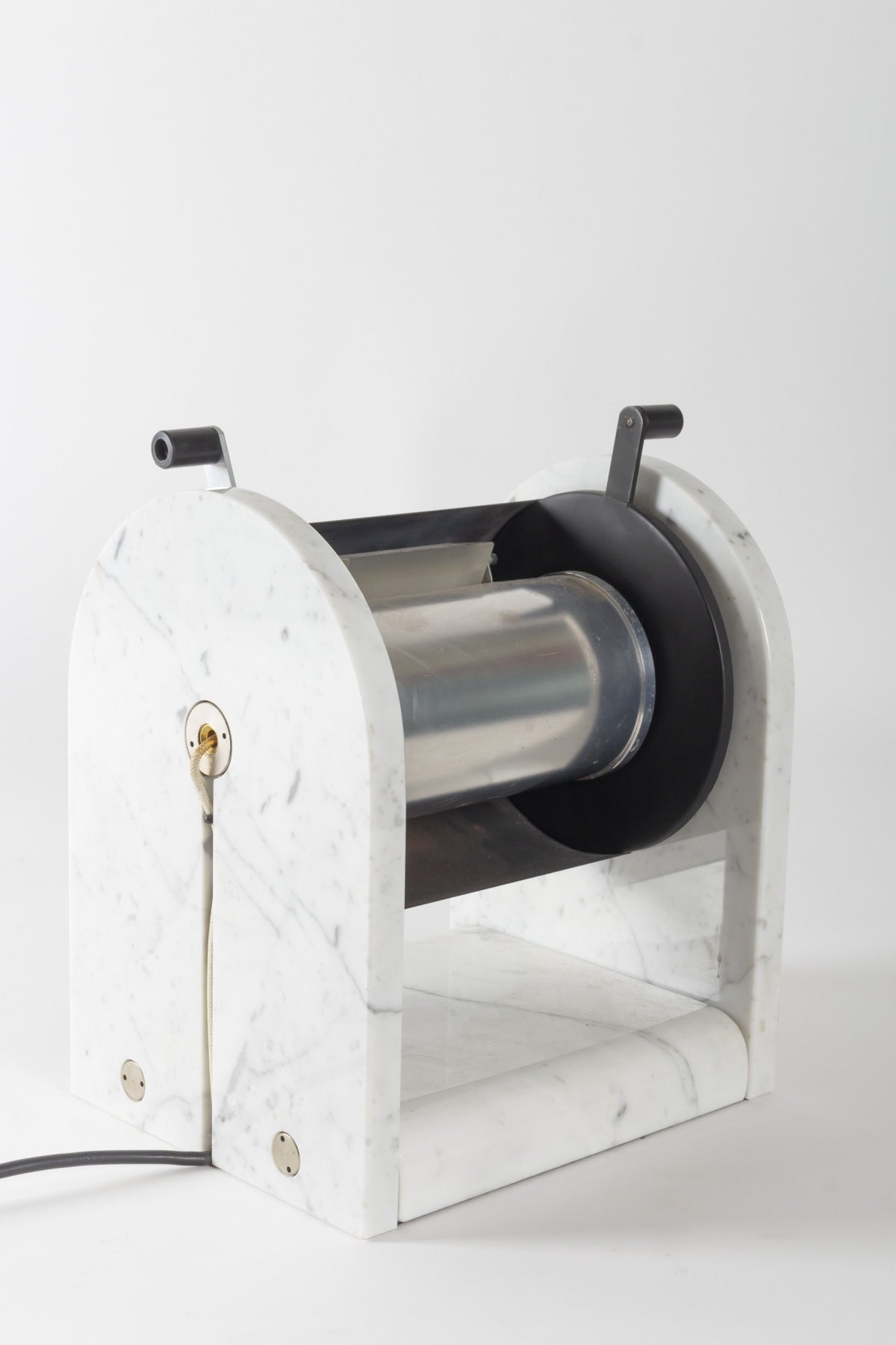 Lampe « Arc-en-ciel » d’Andrea Belossi Édition: Studio Alchimia