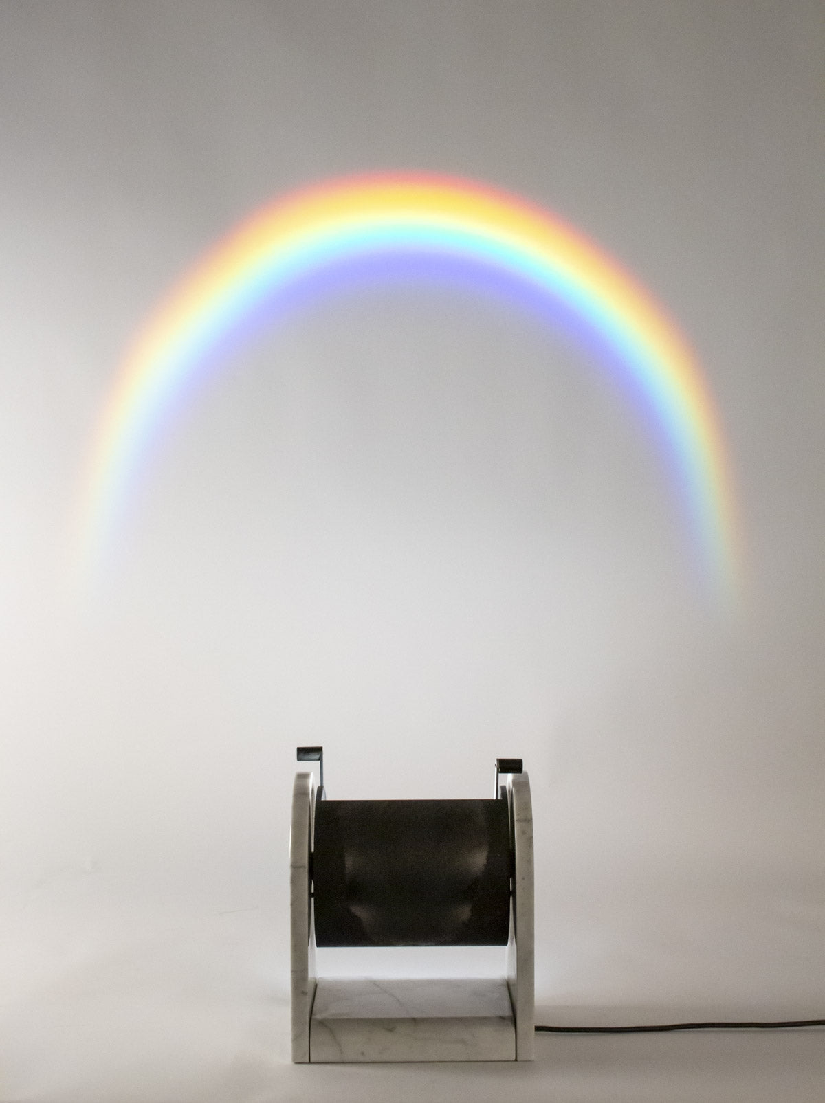 Lampe « Arc-en-ciel » d’Andrea Belossi Édition: Studio Alchimia