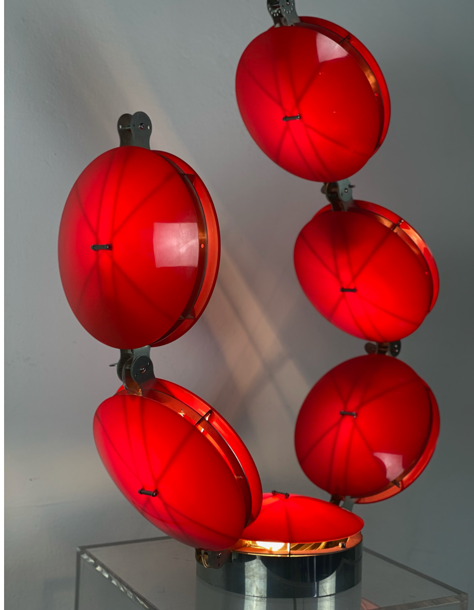 Lampe PC-T33 de Mahmoud Akram pour Lumen Center – vue d'ensemble – Galerie 90