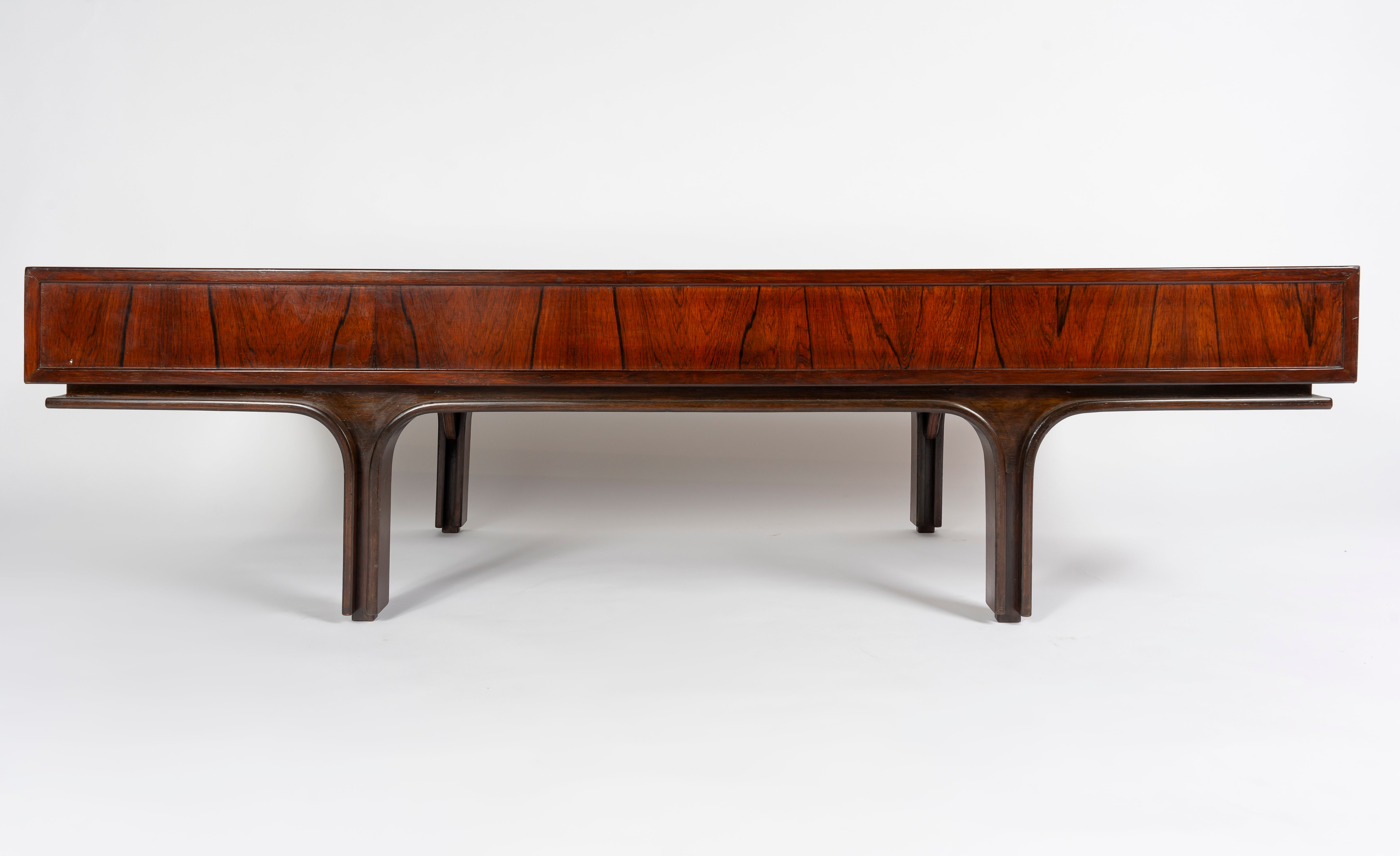 Table basse de Gianfranco Frattini pour Bernini, c.1960