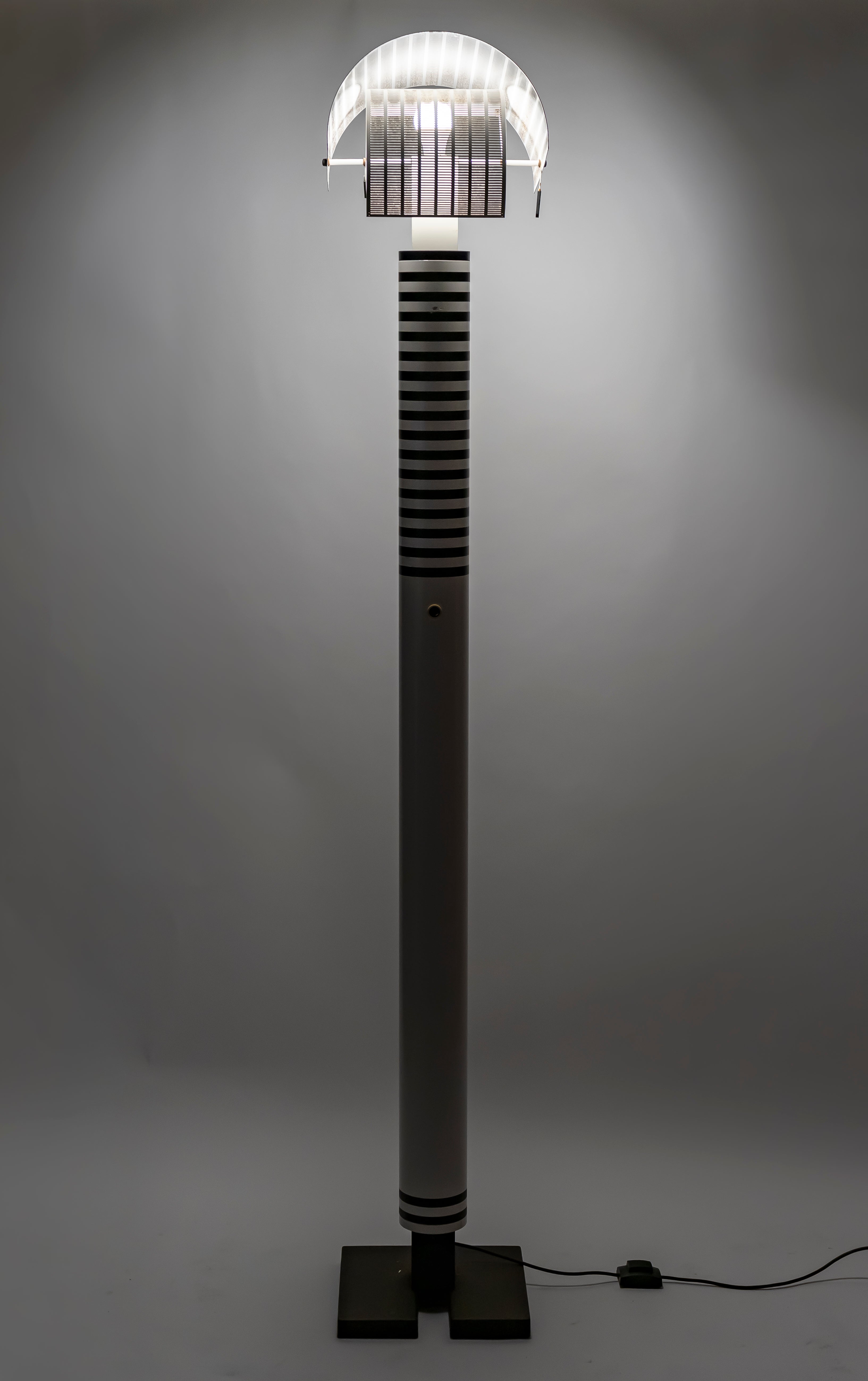 Lampadaire Shogun de M.Botta pour Artemide