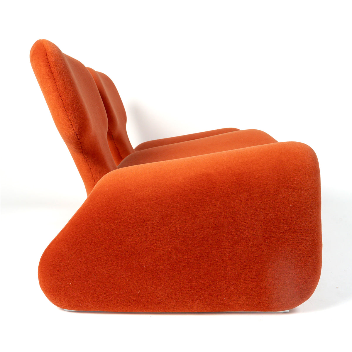 Banquette deux places « Djinn » d'Olivier Mourgue pour Airborne, 1965 – profil – Galerie 90