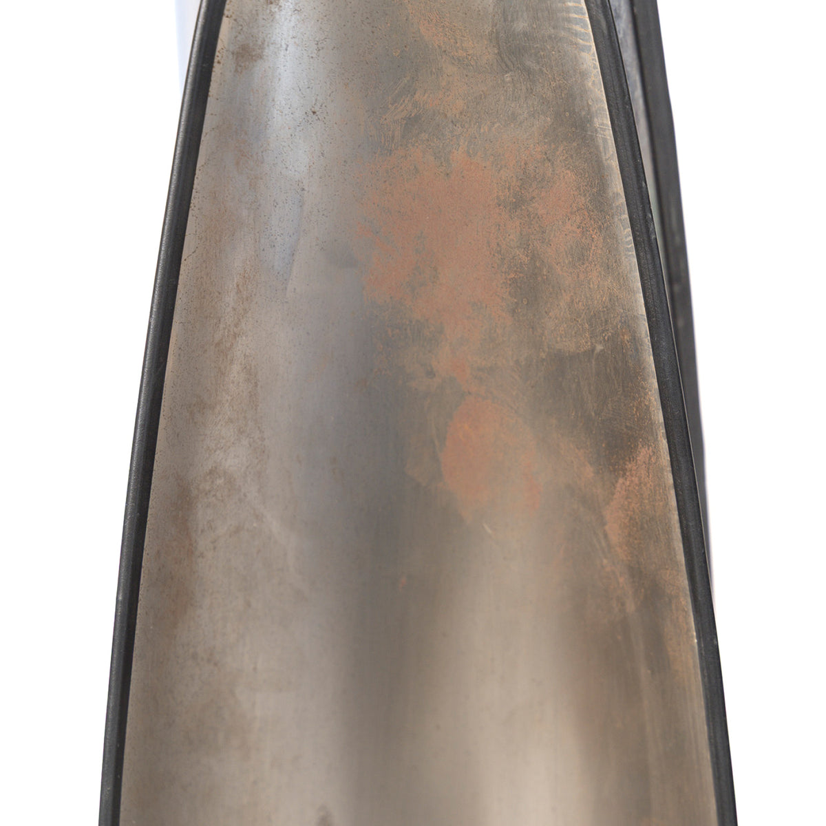Lampadaire en acier inoxydable poli, Italie, c.1970 – patine de la surface – Galerie 90