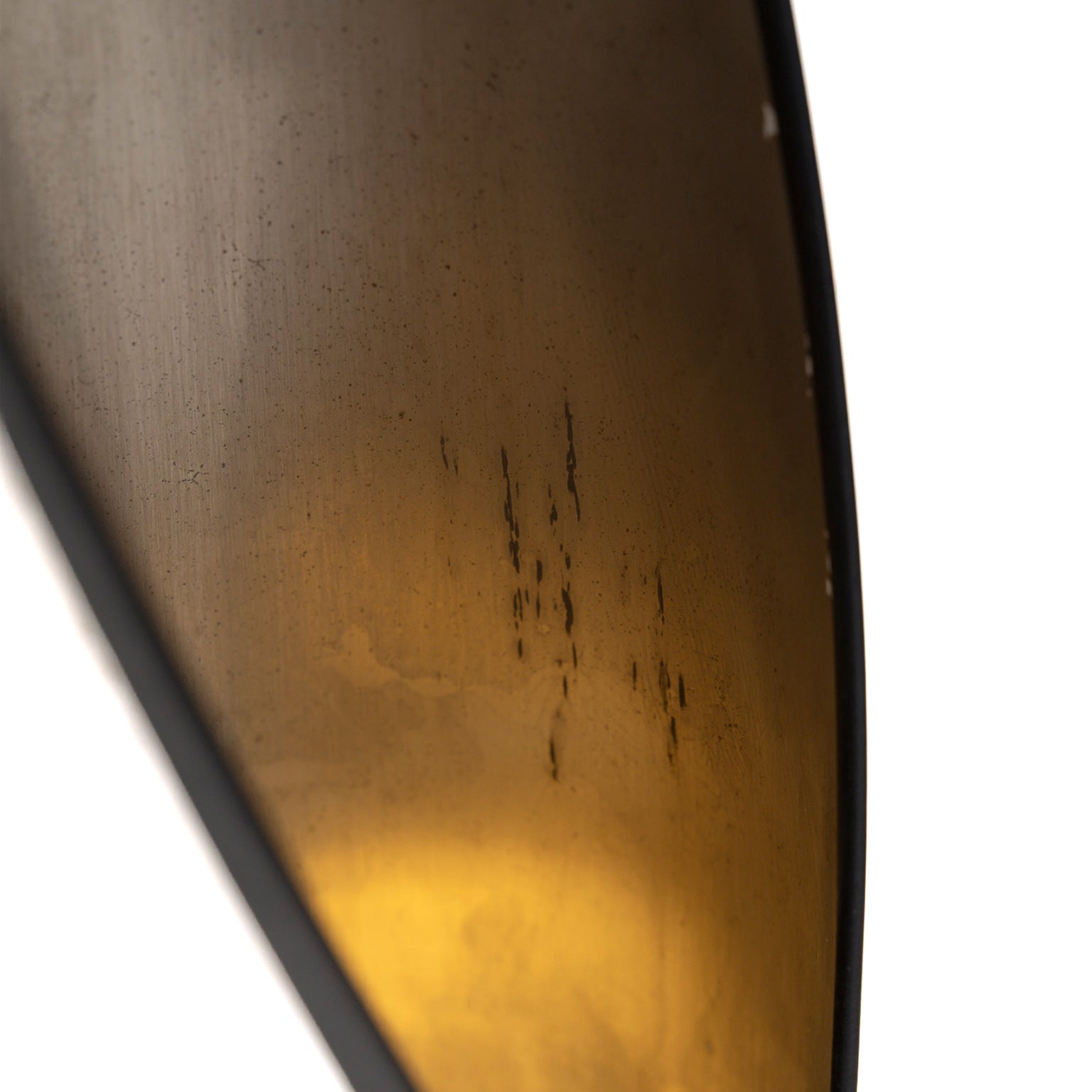 Lampadaire en acier inoxydable poli, Italie, c.1970 – intérieur allumé, détail – Galerie 90