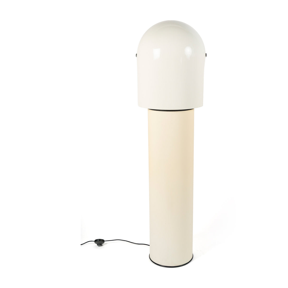 Lampadaire « Pileo » de Gae Aulenti pour Artemide, 1972 – éteint, de face – Galerie 90