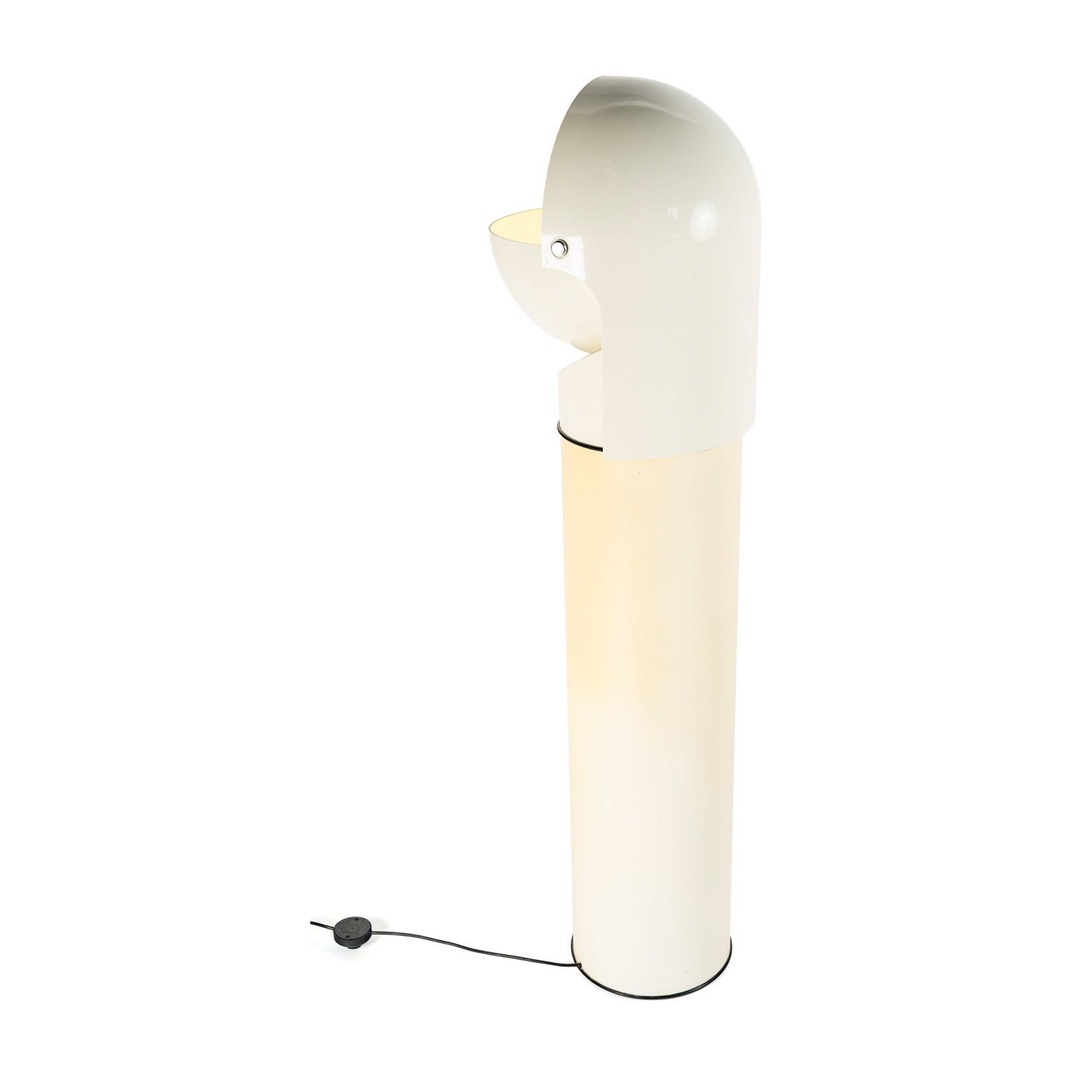 Lampadaire « Pileo » de Gae Aulenti pour Artemide, 1972 – calotte pivotée, profil – Galerie 90