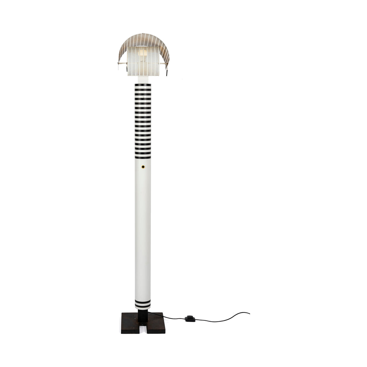Lampadaire Shogun de Mario Botta pour Artemide, 1986 – vue d'ensemble – Galerie 90