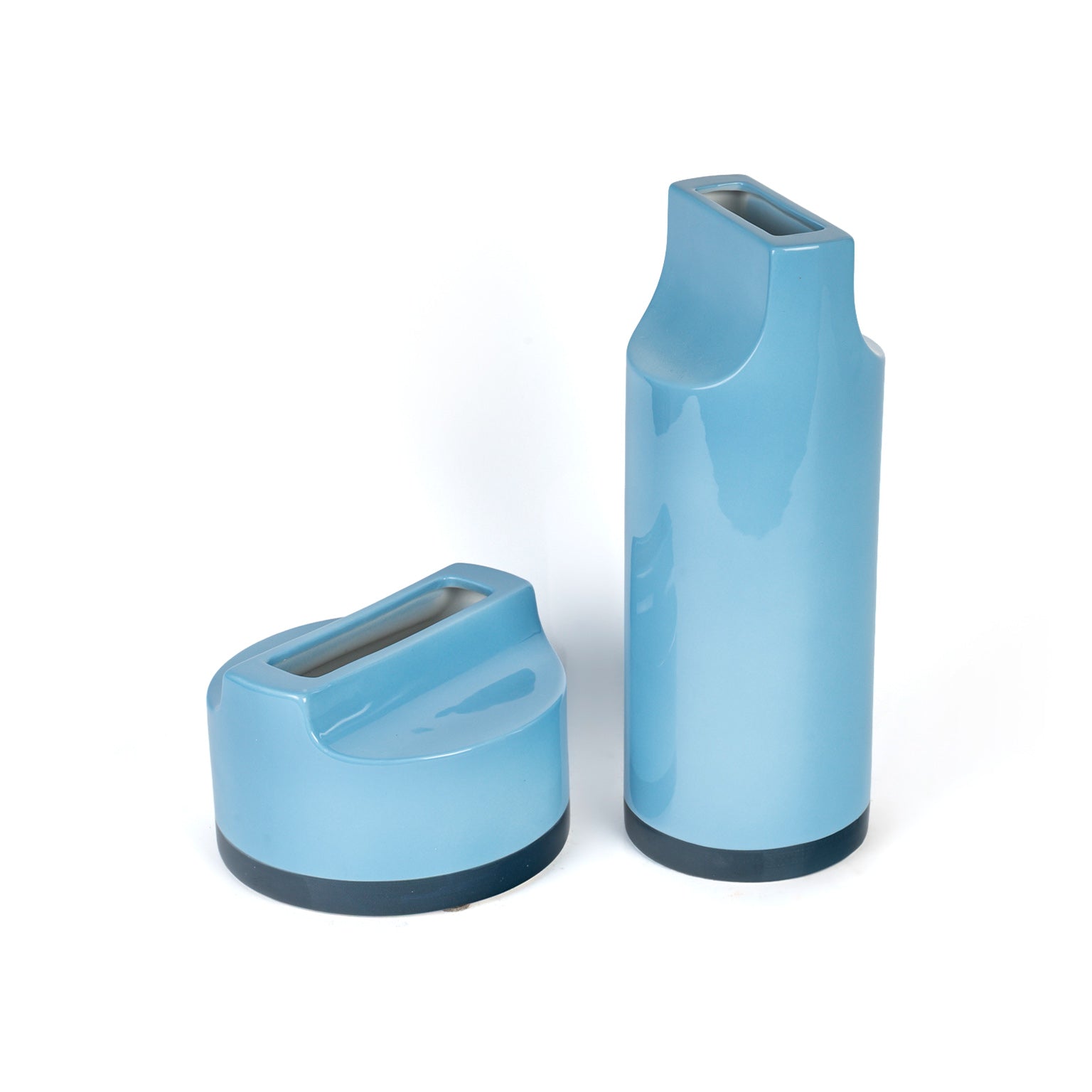 Paire de vases « Sifflet » d'Ettore Sottsass pour Habitat, 2000 – les deux vases ensemble – Galerie 90