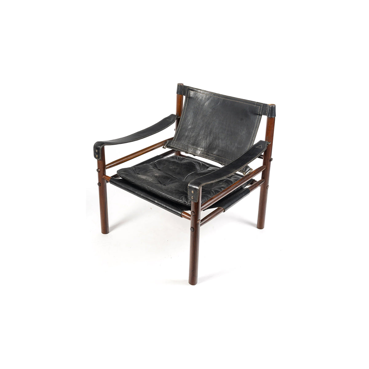 Paire de fauteuils « Sirocco » d'Arne Norell, 1960 – un fauteuil, trois-quarts – Galerie 90