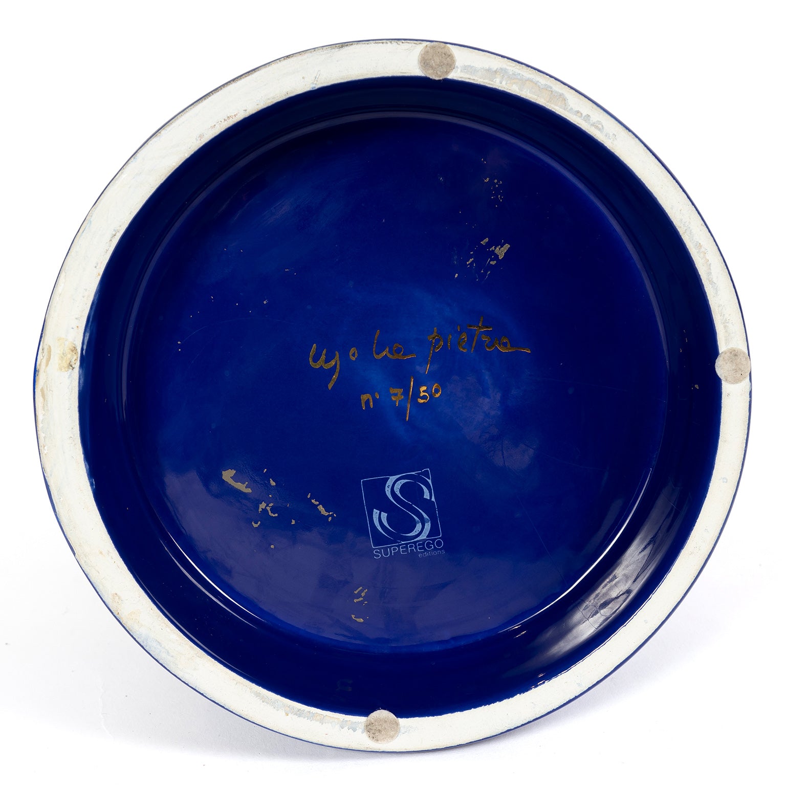 Vase en céramique d'Ugo La Pietra pour Superego Editions, 1990 – dessous, signature d’Ugo La Pietra – Galerie 90